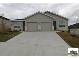 640 Pacific Crest Trl in Copperas Cove, TX - Building Photo
