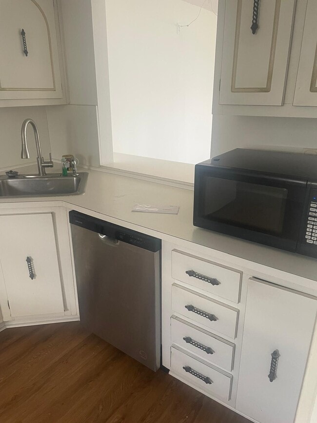 2571 Aragon Blvd in Sunrise, FL - Building Photo - Building Photo