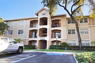 11650 SW 2nd St in Pembroke Pines, FL - Building Photo - Building Photo