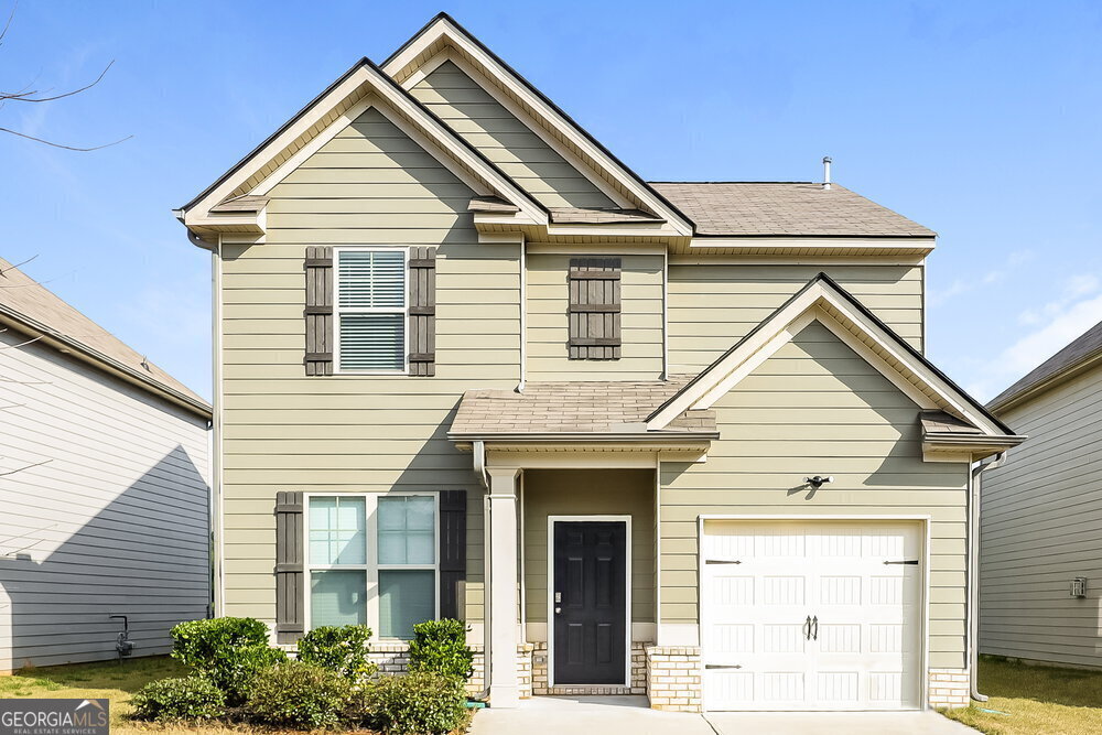 6420 Woodwell Dr in Union City, GA - Building Photo