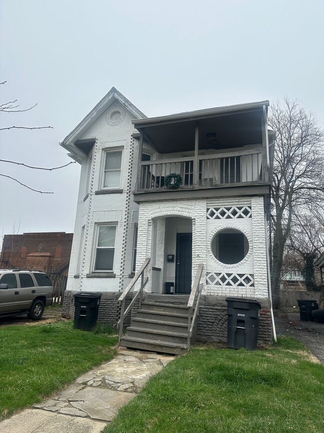 property at 10525 Earle Ave