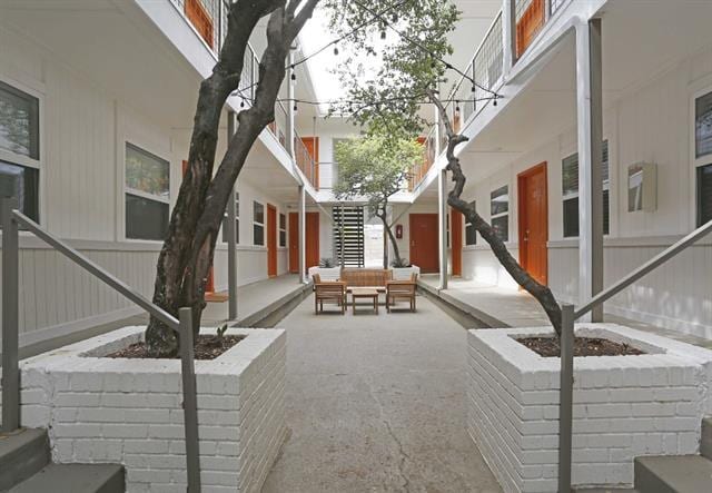 4927 San Jacinto St in Dallas, TX - Foto de edificio - Building Photo