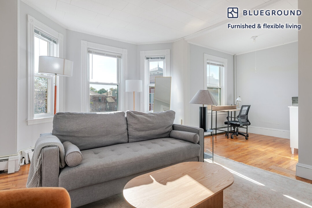 4 Sherman St in Cambridge, MA - Building Photo