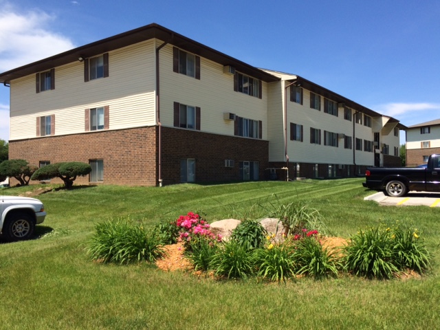 Prairie Woods Apartments in Des Moines, IA - Foto de edificio