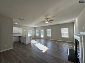 9050 Stoney Waters Ct in Charlotte, NC - Building Photo - Building Photo