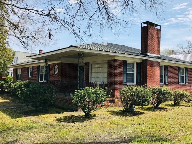 property at 1007 16th Ave