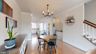 14612 Lakestone Dr in Chantilly, VA - Building Photo - Building Photo