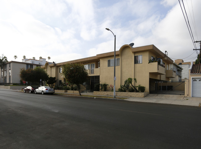 941 S St Andrews Pl in Los Angeles, CA - Foto de edificio - Building Photo