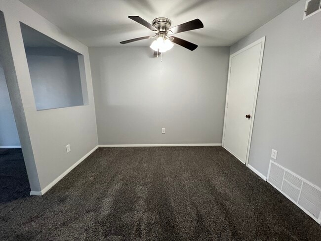 West Summerset Apartments in Amherst, NY - Foto de edificio - Building Photo