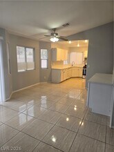 5843 Berry Hill Ln in North Las Vegas, NV - Building Photo - Building Photo