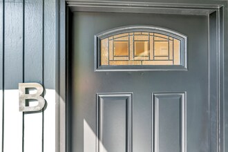 3720 W Grandview Ave in Spokane, WA - Foto de edificio - Building Photo