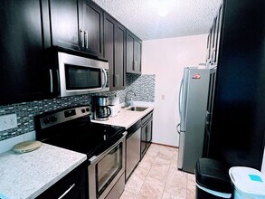 725 Redondo Ct in San Diego, CA - Building Photo - Building Photo