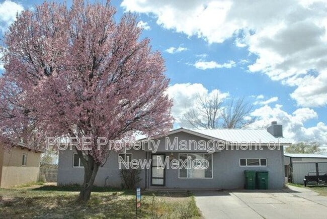 3307 Edgecliff Dr