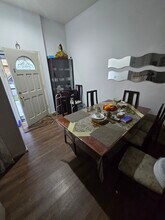 335 E Providencia Ave, Unit 101 in Burbank, CA - Foto de edificio - Building Photo