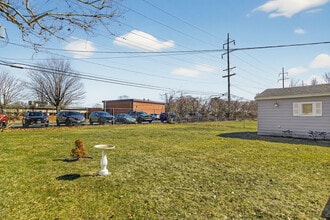 7525 Mildred Rd in Machesney Park, IL - Building Photo - Building Photo