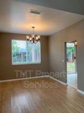 8966 Forked Creek Way in Elk Grove, CA - Building Photo - Building Photo