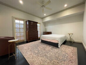 5911 Winsome Ln in Houston, TX - Building Photo - Building Photo