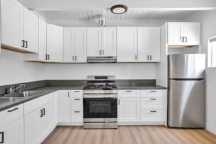 Rock Ridge in Riverside, CA - Building Photo