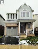 414 Bamberg Crescent in Waterloo, ON - Building Photo