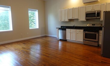 2512 W Main St in Richmond, VA - Building Photo - Building Photo