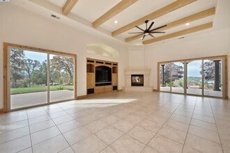 12859 Austin Forest Cir in Auburn, CA - Building Photo - Building Photo