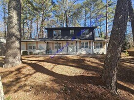 3429 Mt Gilead Rd SW in Atlanta, GA - Building Photo