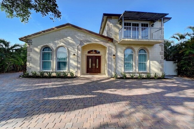 property at 117 NW 8th St