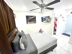 338 Van Buren St, Unit SI FL1-ID1520241P in Hollywood, FL - Foto de edificio - Building Photo