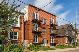 Carlyle Apartments in Ottawa, ON - Building Photo - Building Photo