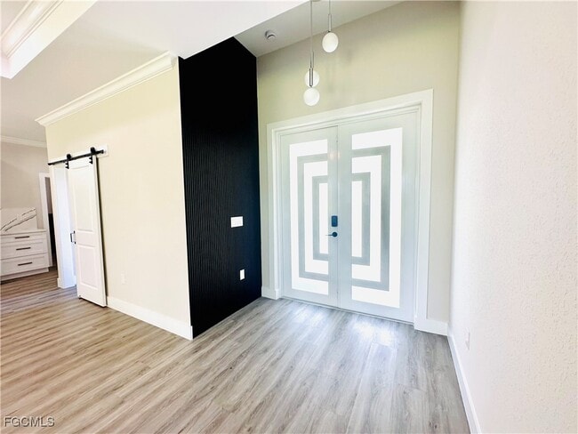 property at 771 Gaylord Ave S
