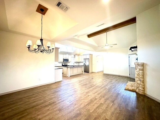 7907 Avenue O in Lubbock, TX - Building Photo - Building Photo