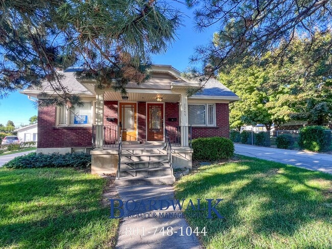 2247 E Lambourne Ave in Salt Lake City, UT - Building Photo - Building Photo