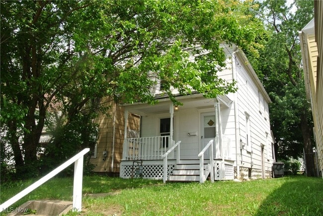 property at 849 Grant St