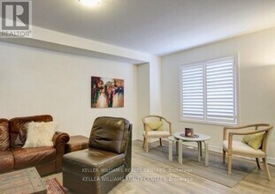 1570 Leblanc Ct in Milton, ON - Building Photo - Building Photo