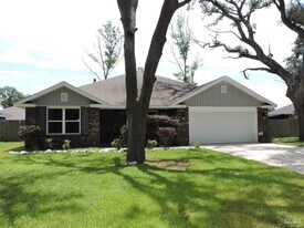 6014 E Fence Rd in Pensacola, FL - Building Photo