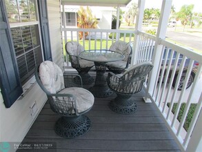 160 NW 53rd St in Pompano Beach, FL - Building Photo - Building Photo