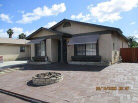 28244 Encanto Rd in Menifee, CA - Building Photo