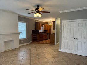 6023 Worth St in Dallas, TX - Building Photo - Building Photo