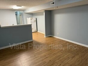 1612 W Market St in Louisville, KY - Building Photo - Building Photo