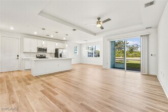 26430 Coco Cay Cir in Bonita Springs, FL - Foto de edificio - Building Photo