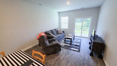244 1st St in Myrtle Beach, SC - Building Photo - Building Photo