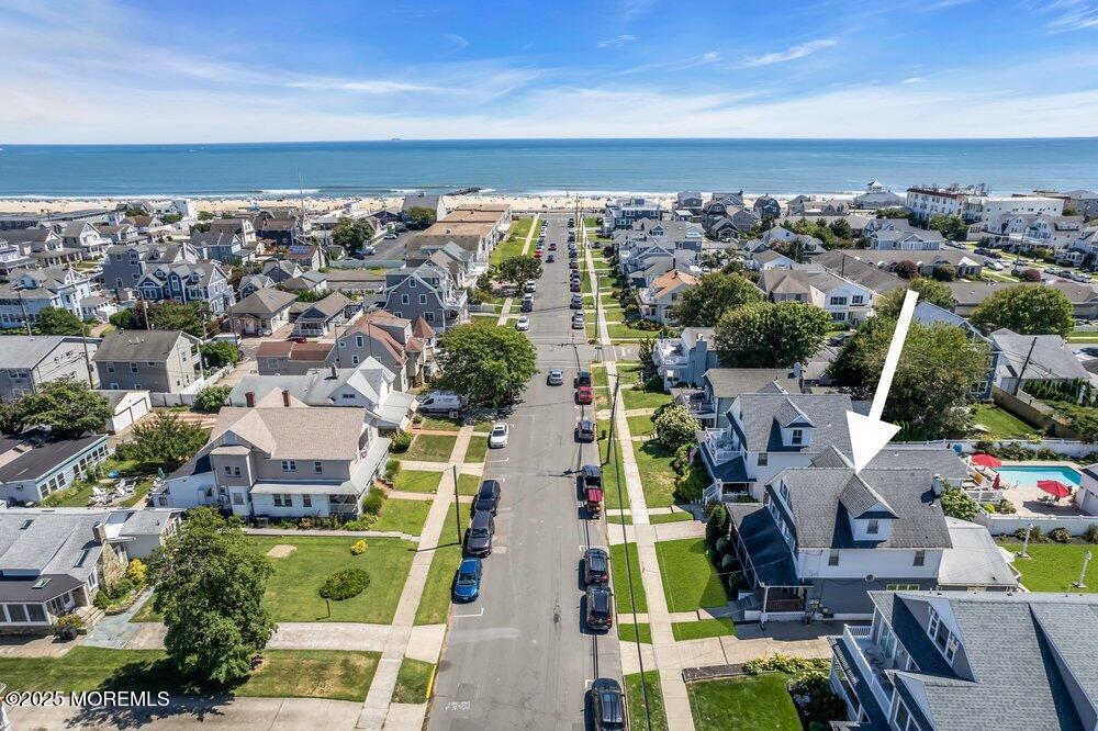 207 9th Ave in Belmar, NJ - Building Photo