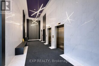 180 George St in Ottawa, ON - Building Photo - Building Photo