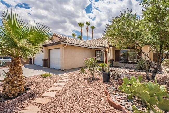1319 Winter Solstice Ave in Henderson, NV - Building Photo - Building Photo