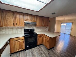 323 S 11th Pl in Rogers, AR - Building Photo - Building Photo