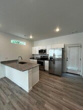620 Pacific Ave in Bentonville, AR - Building Photo - Building Photo
