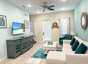 8049 Dreamsicle Dr in Kissimmee, FL - Building Photo - Building Photo