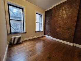 221 E 23rd St in New York, NY - Building Photo