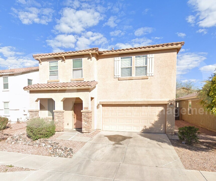7322 W St Charles Ave in Phoenix, AZ - Building Photo