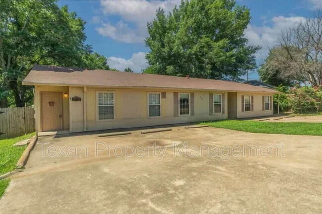property at 705 North St